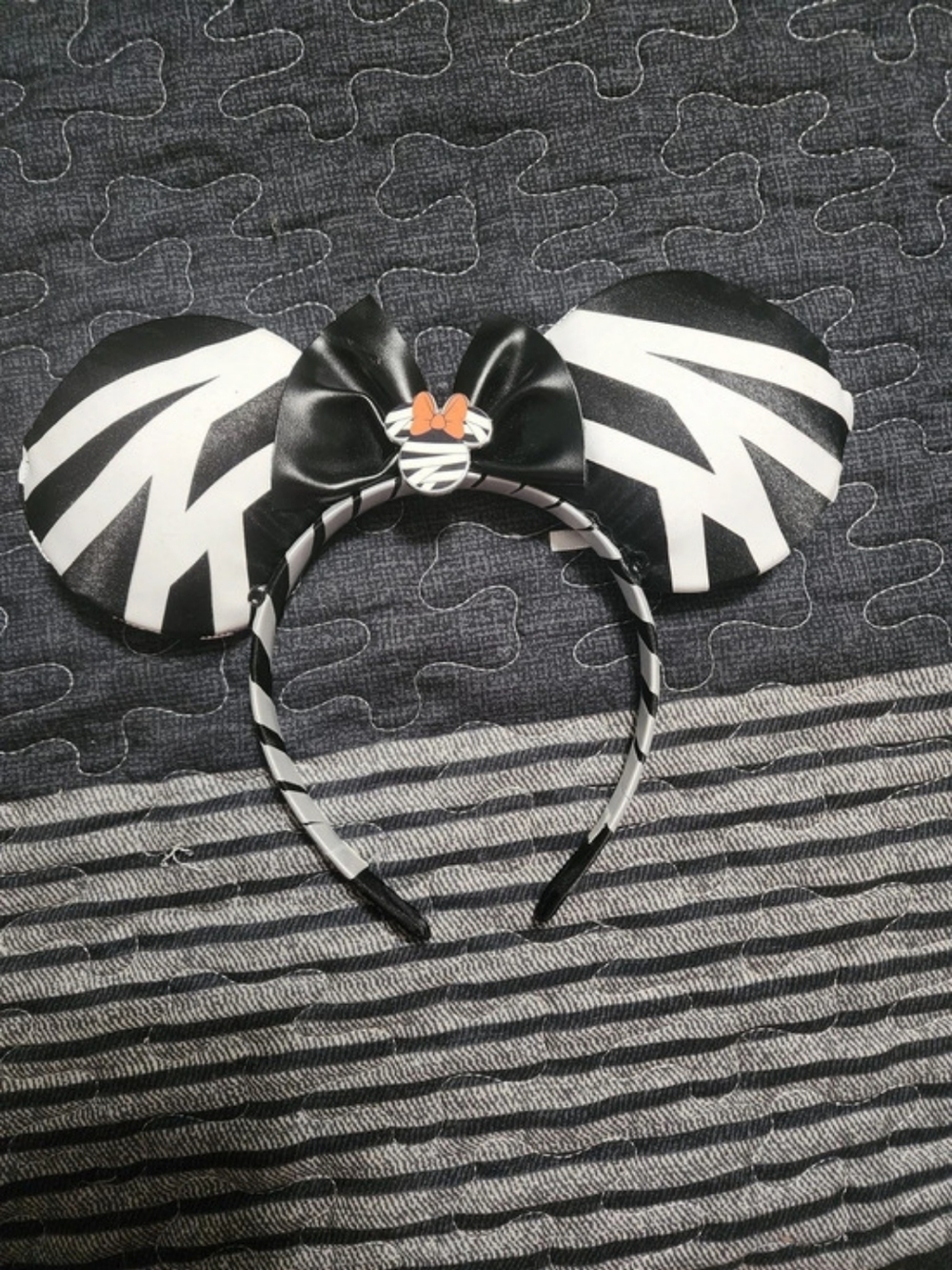 Disney Minnie Mouse Mummy Halloween Ear Headband Black & White